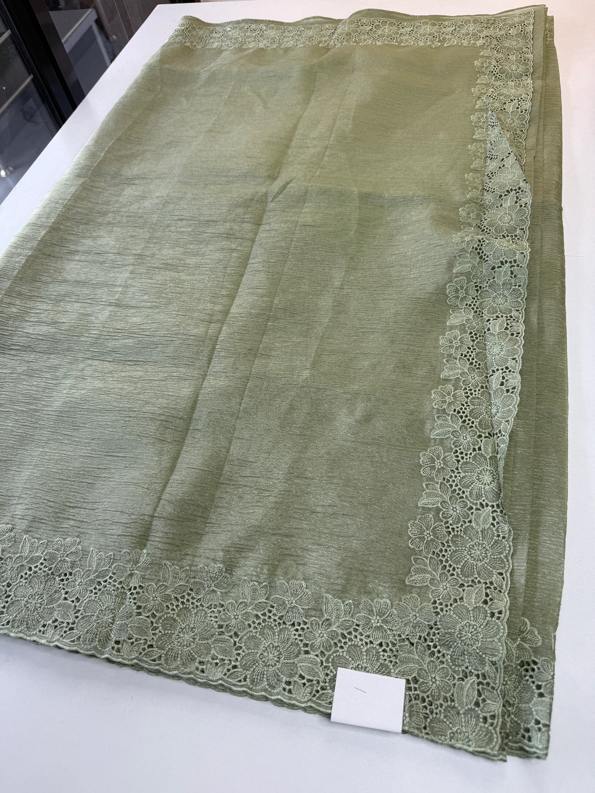 Crushed crape Saree/ CW053