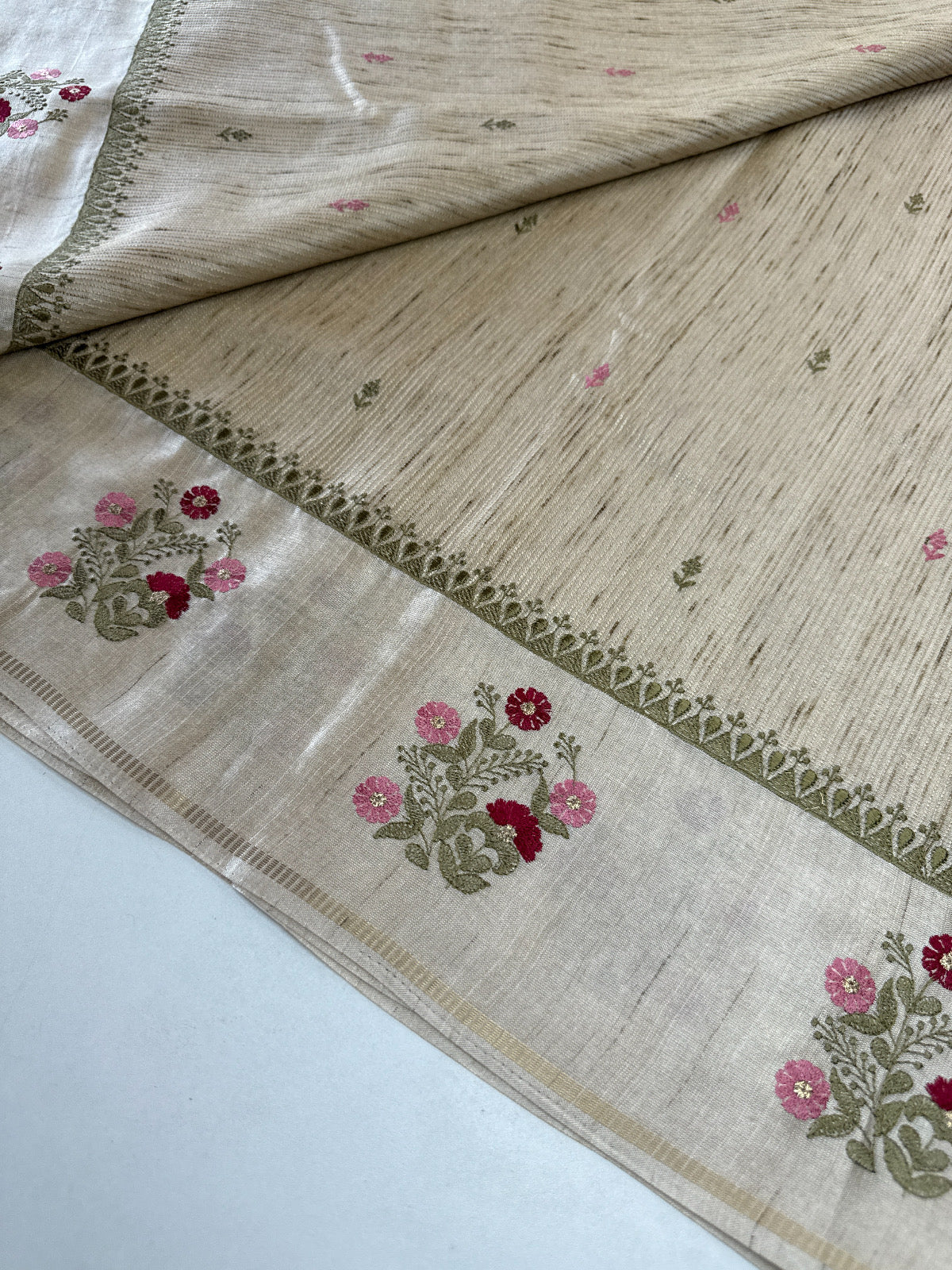Soft Semi Tussar Saree/ D498