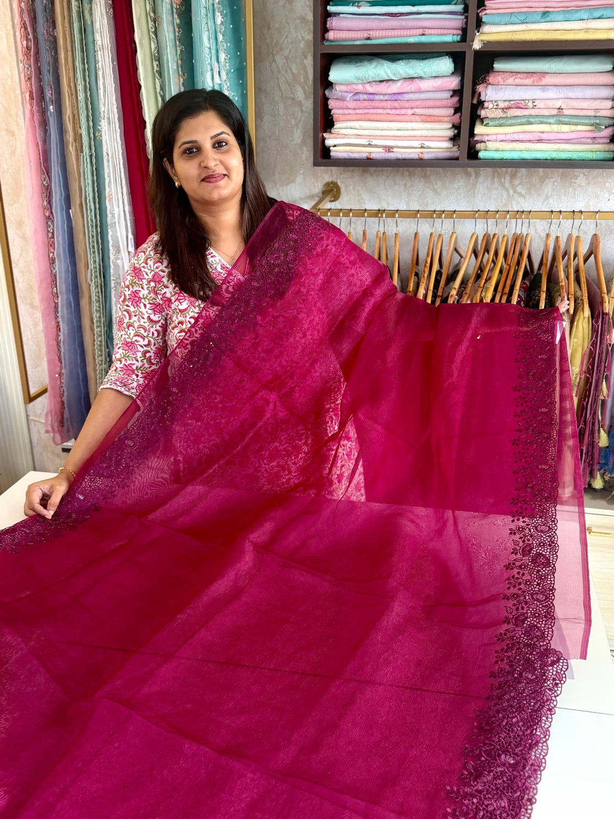 Crushed tissue saree/ CW066