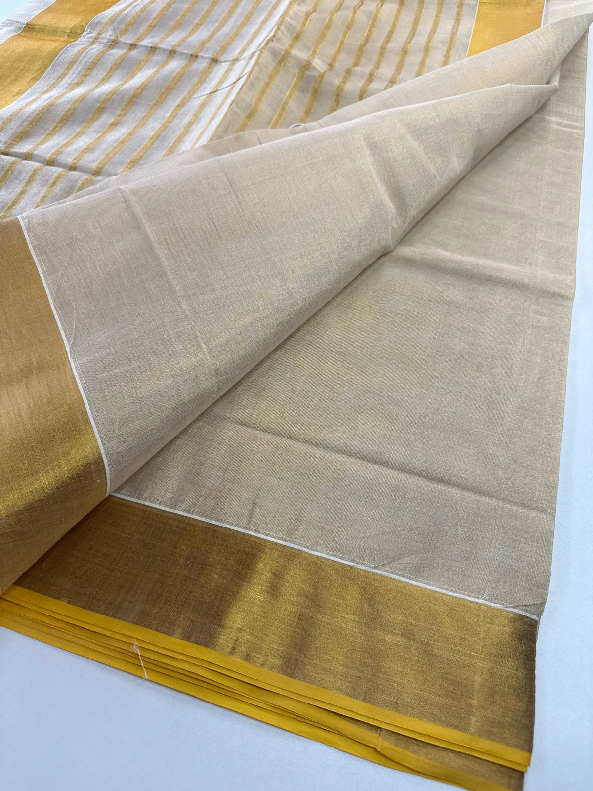 Onam tissue saree/ MN7756