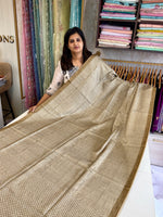 Semi silk finished Saree/ STS804