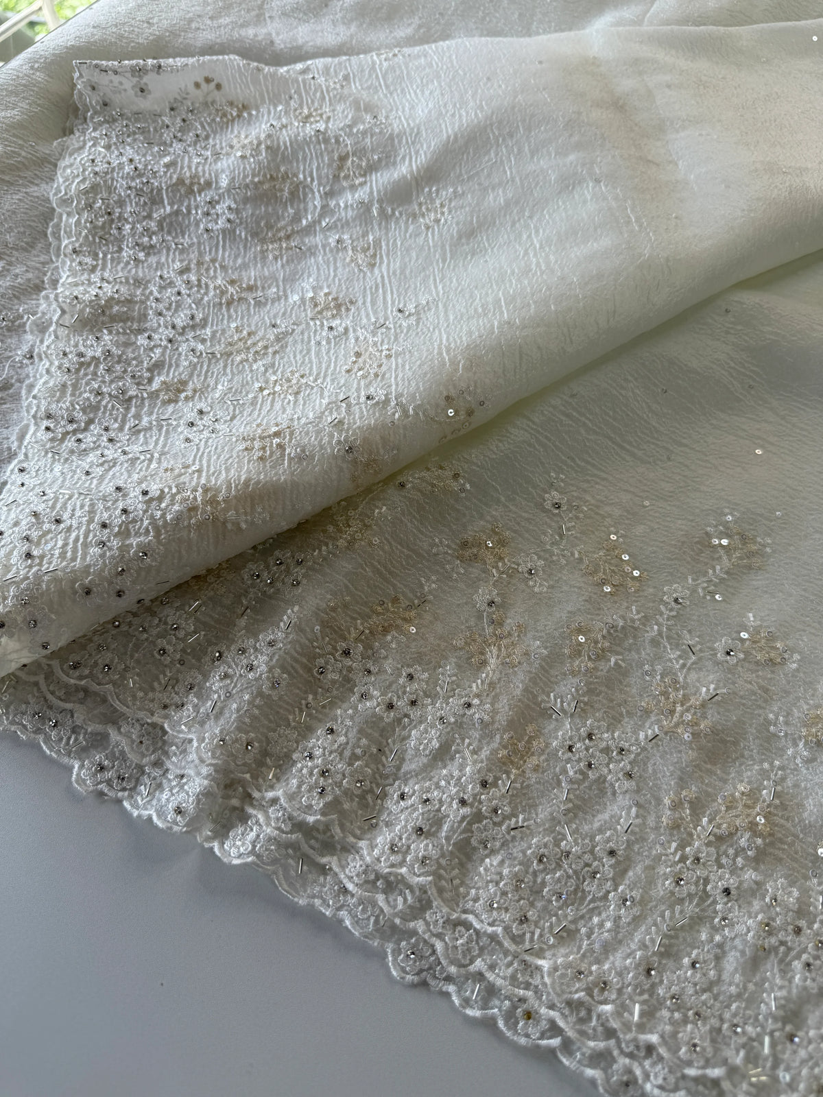 Crushed Crape Saree/ HW456
