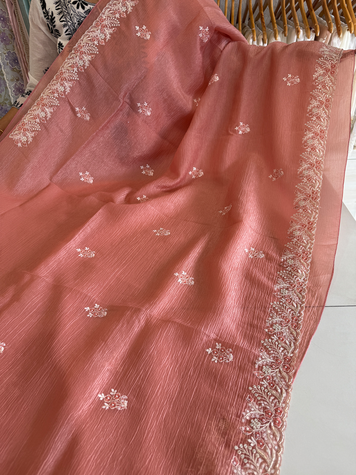 Crushed Crape Saree/ HW507