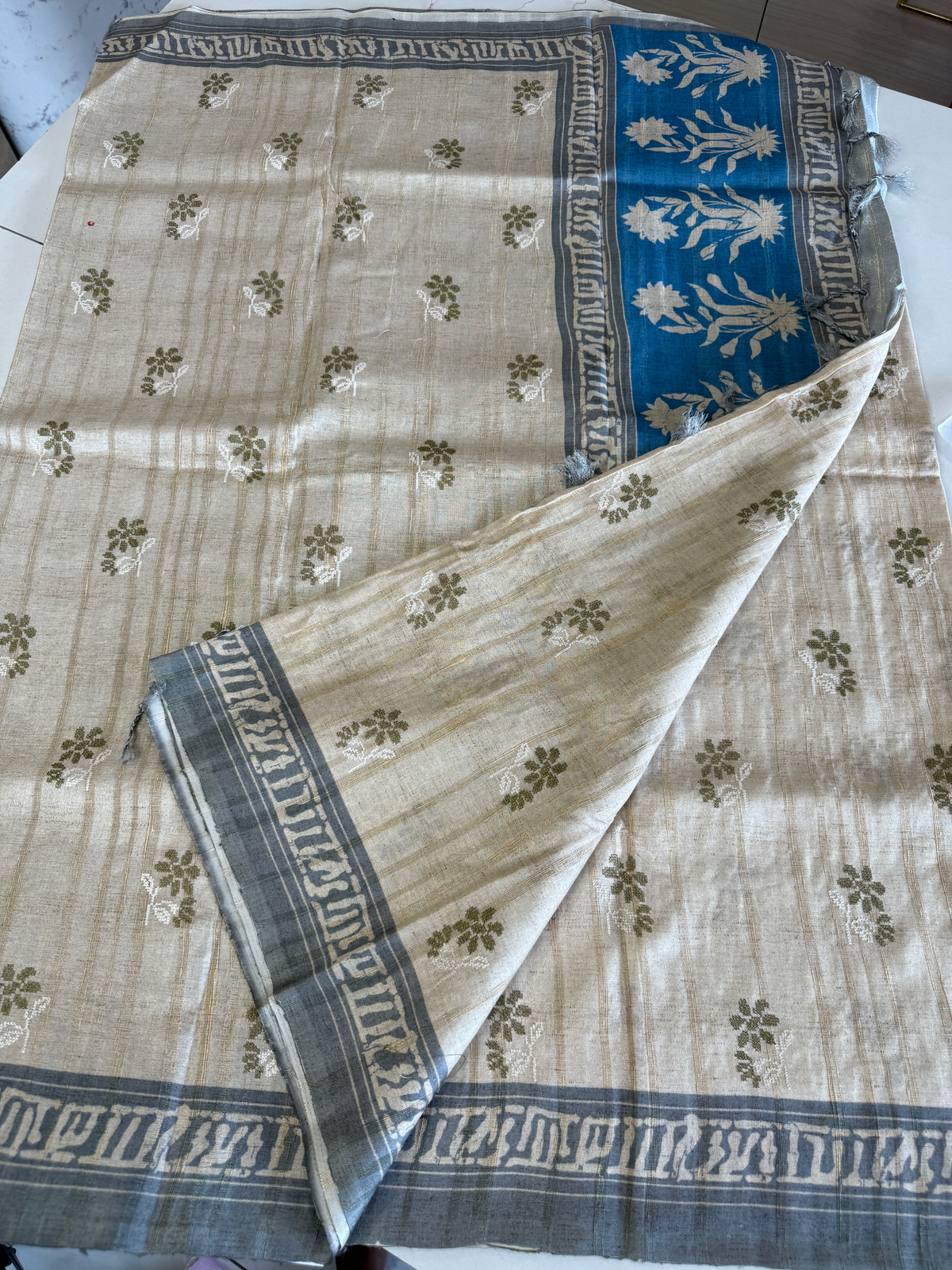 Soft semi Tussar saree/ D527