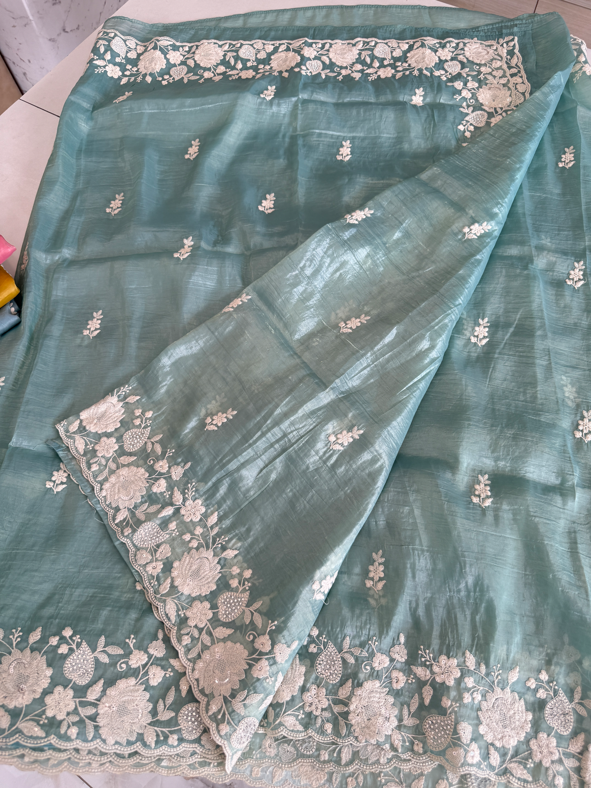Crushed Organza Saree / MK01
