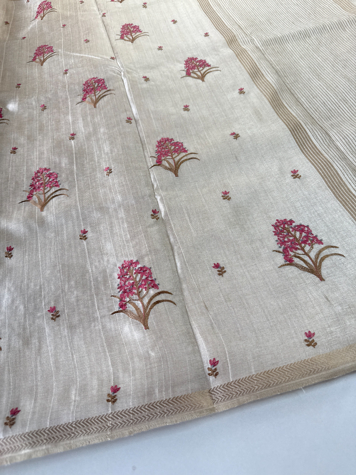 Soft semi Tussar Saree/ FG432