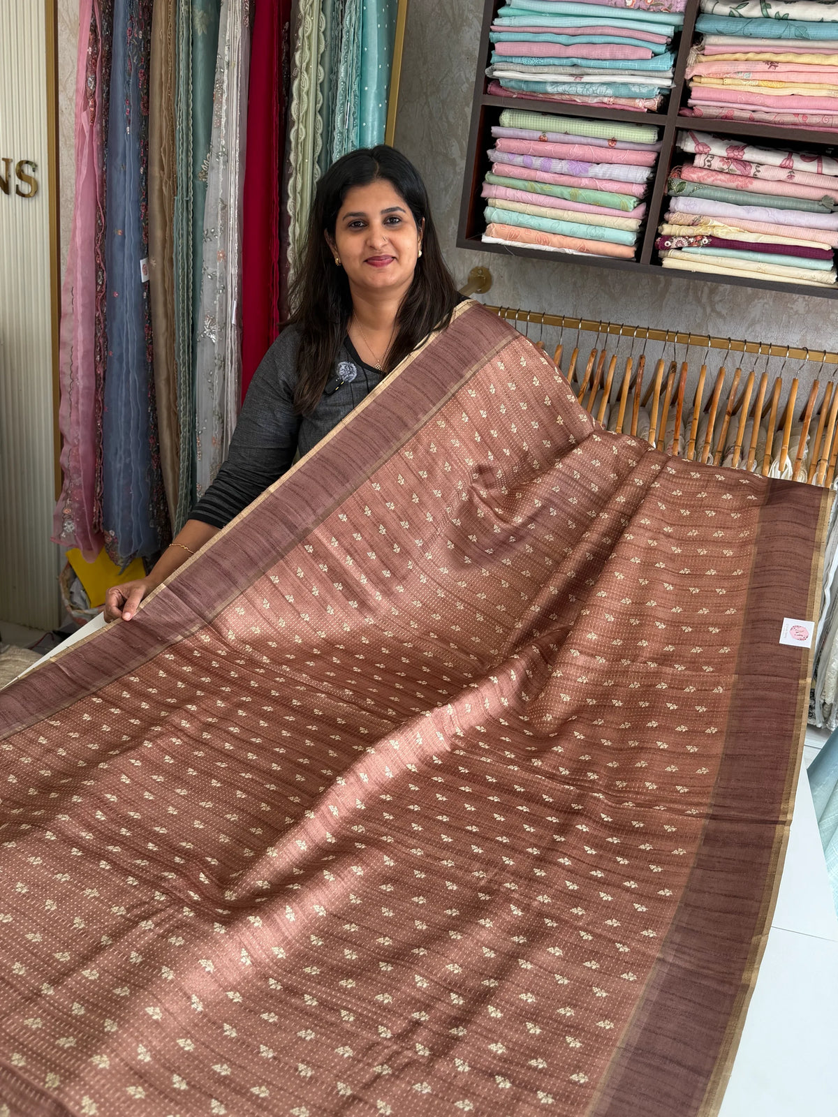 Semi Tussar saree/ D363
