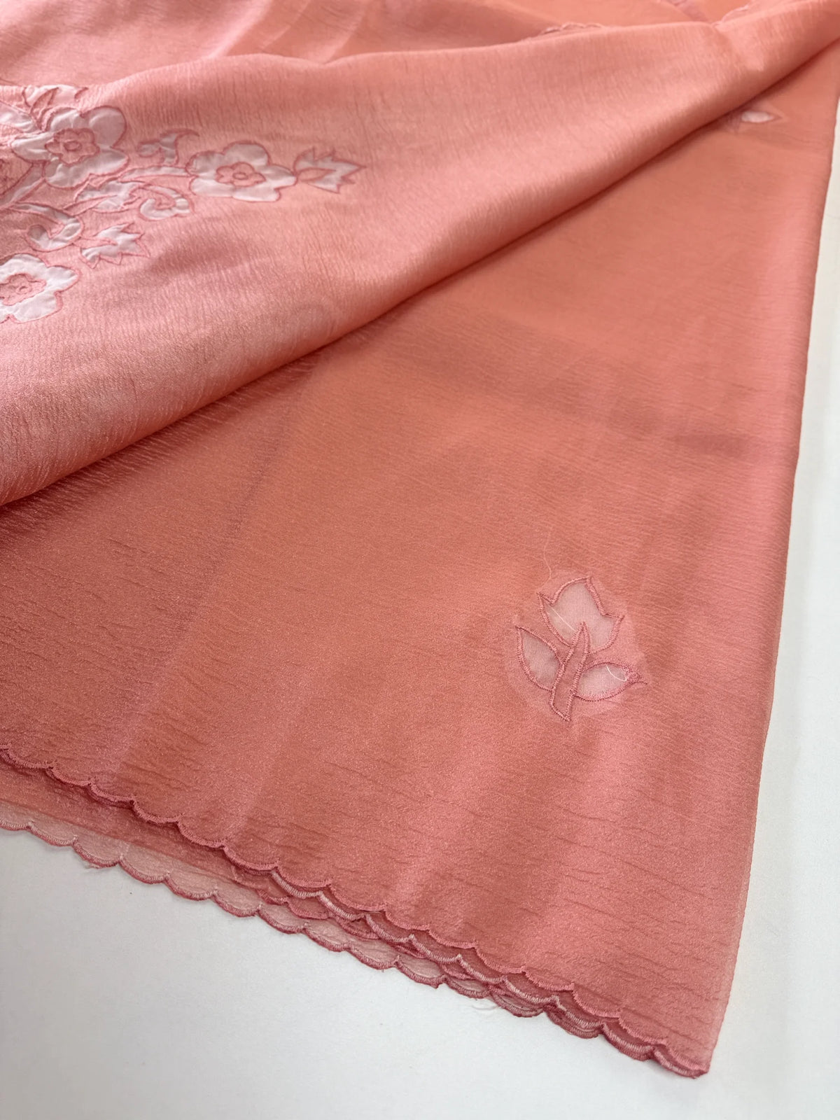 Crushed crape Saree/ AM107