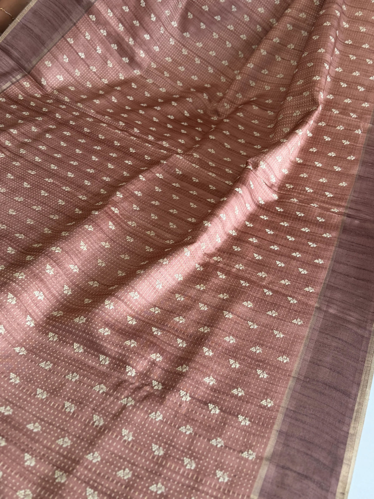 Semi Tussar saree/ D363