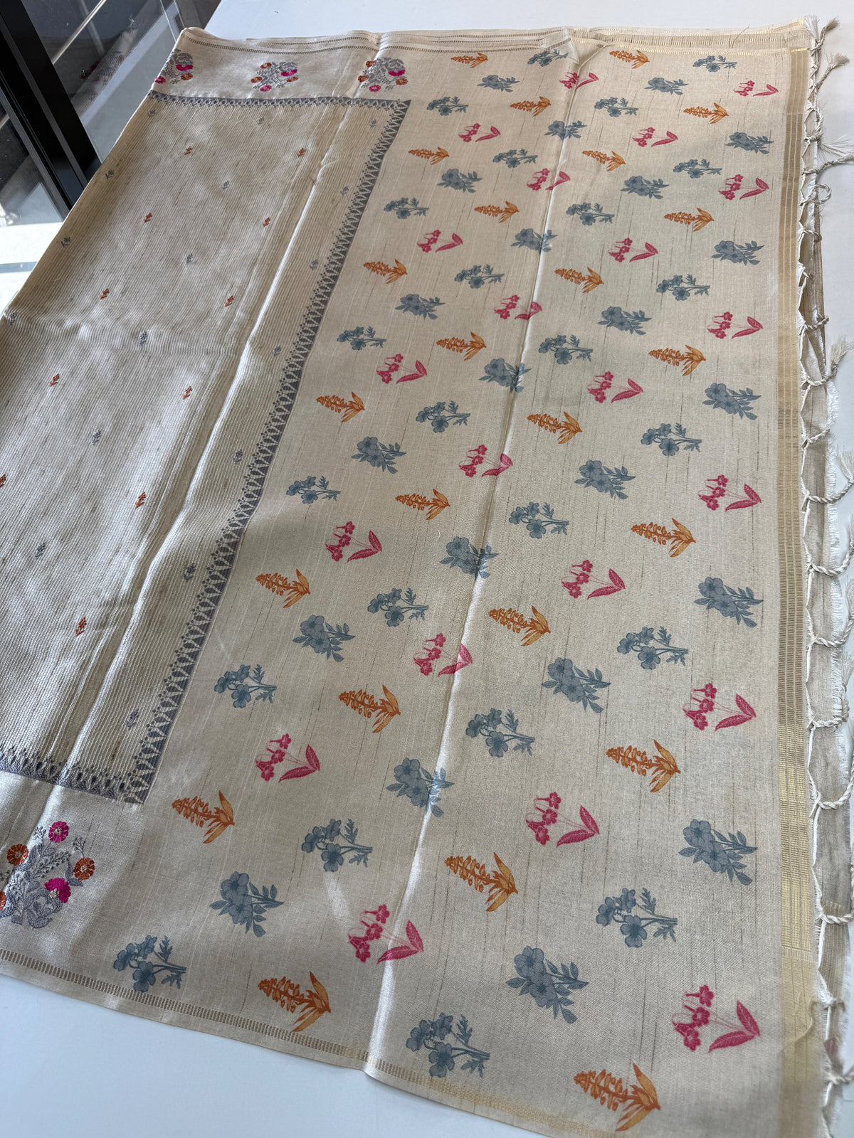Soft Semi Tussar Saree/ D498