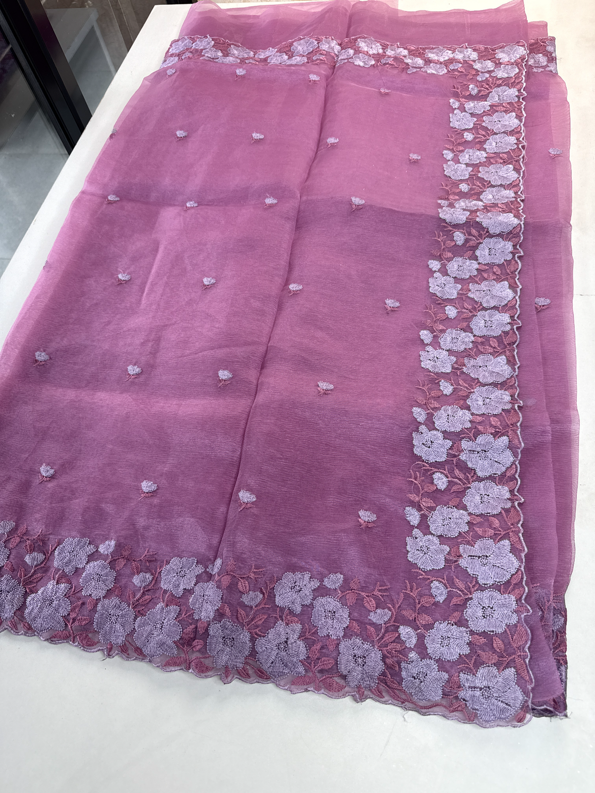 Crushed Tissue / PE984