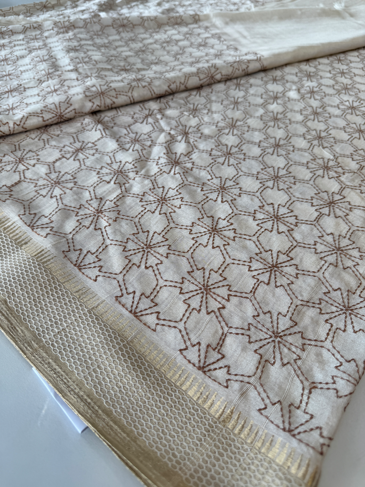 Soft Semi Tussar Saree/ 8016