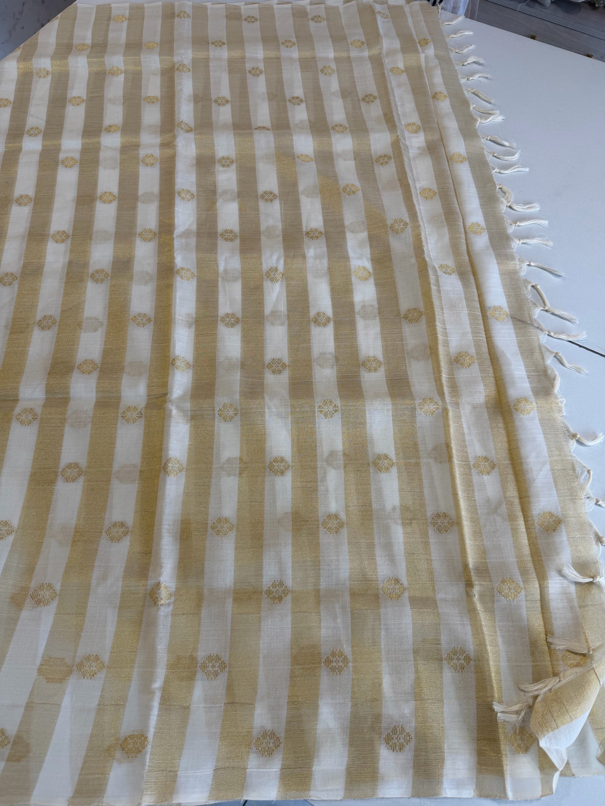 Onam mal cotton saree /682AD