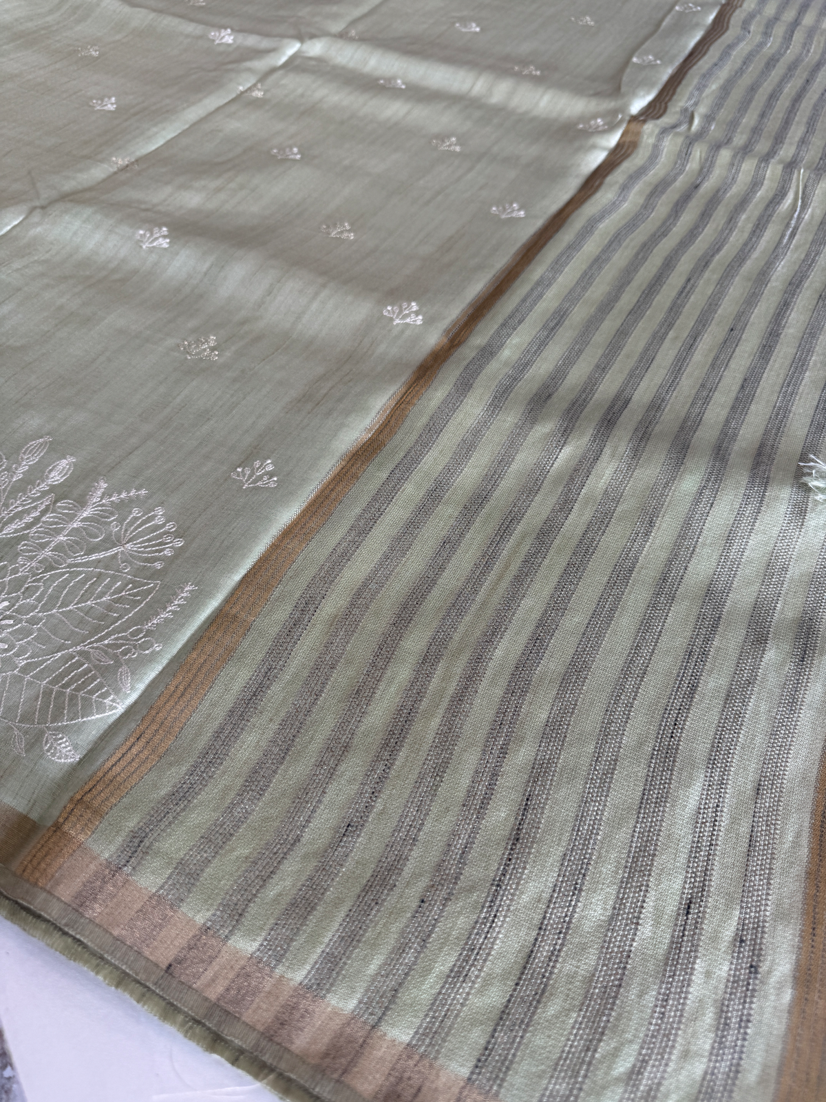 Soft Semi Tussar Saree/ FGD613