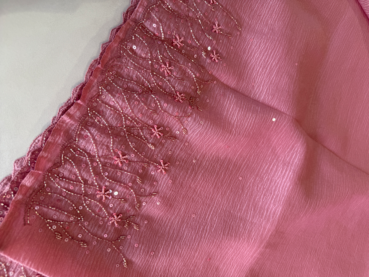 Crushed crape saree/ HW457