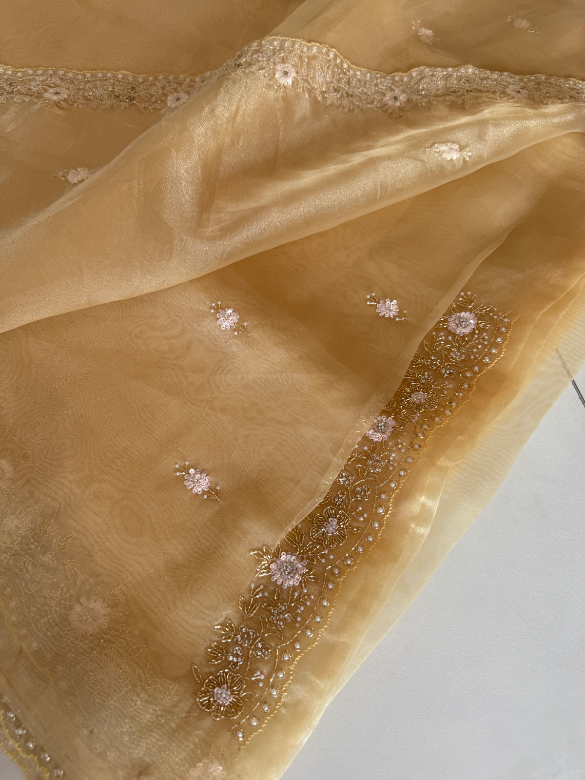 Glass organza party wear saree/ SA850