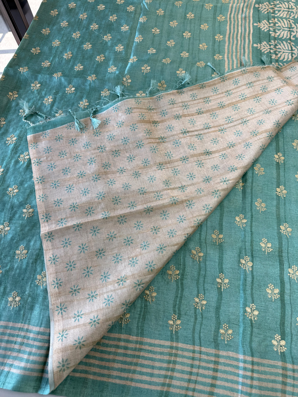 Soft Semi Tussar Saree/ D526