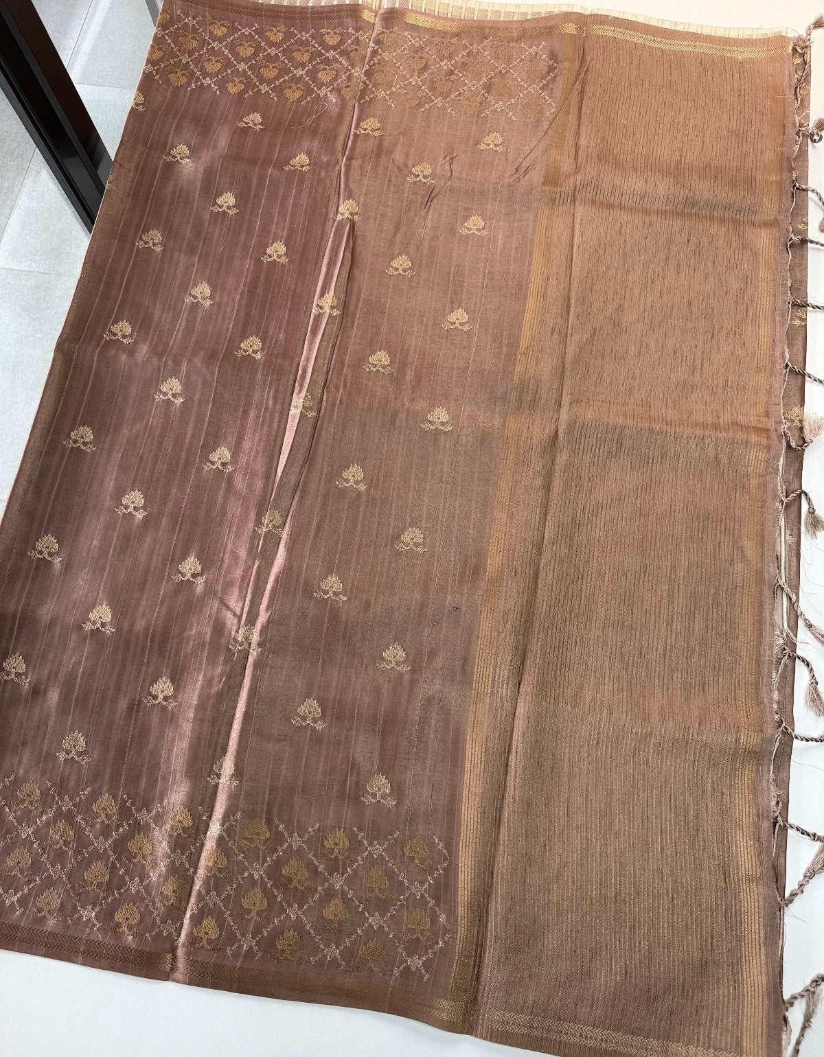Soft Semi Tussar / FG385