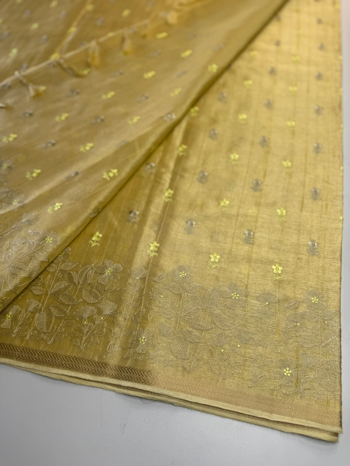 Soft semi Tussar saree/D435