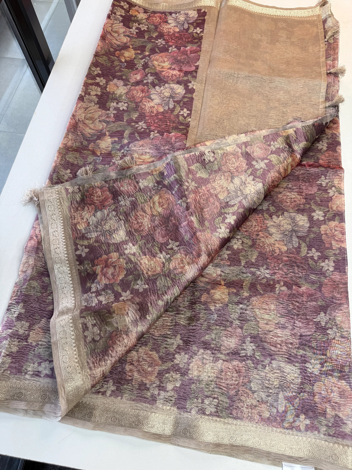 Crushed Tissue Saree / RU687