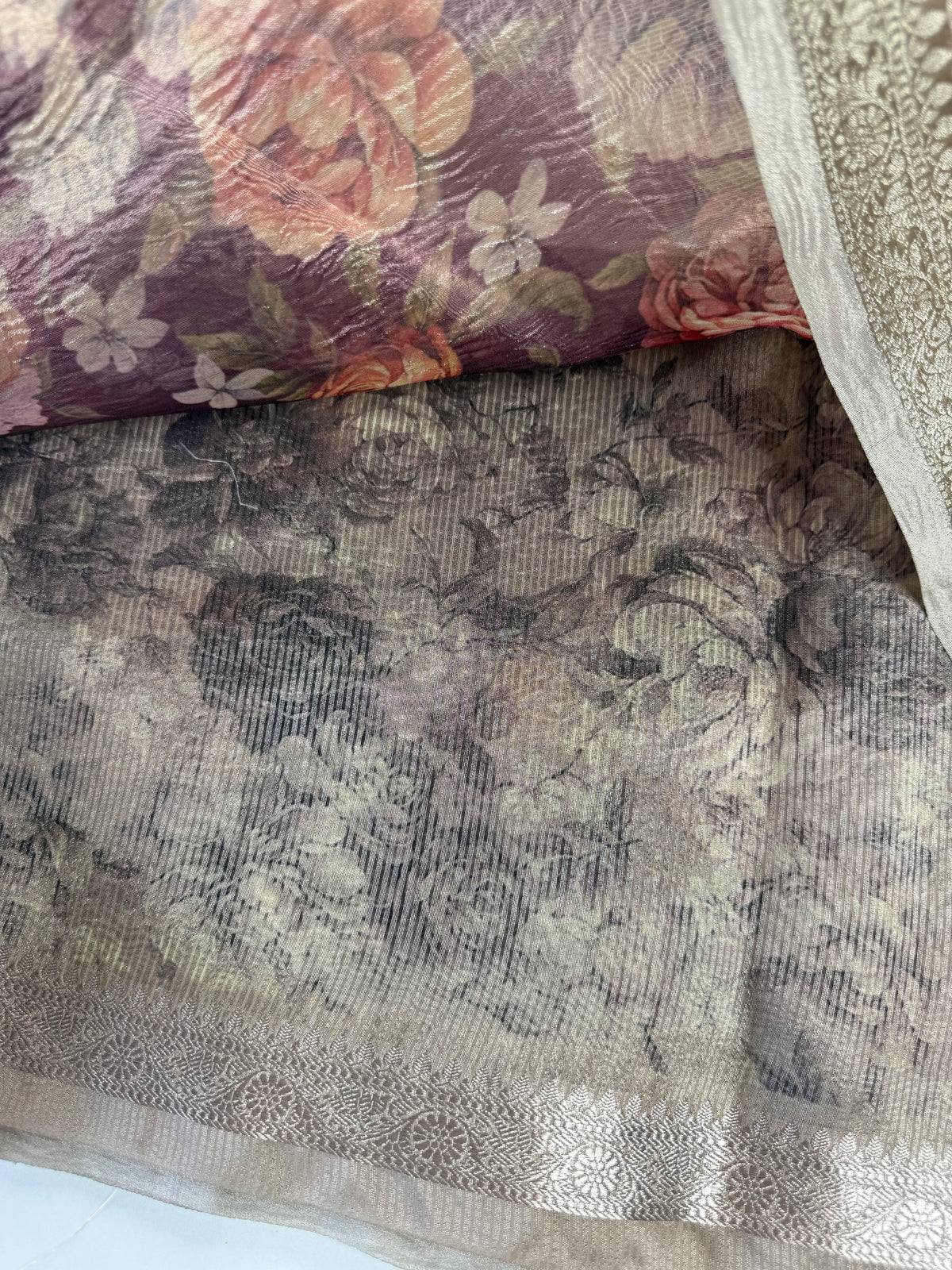 Crushed Tissue Saree / RU687