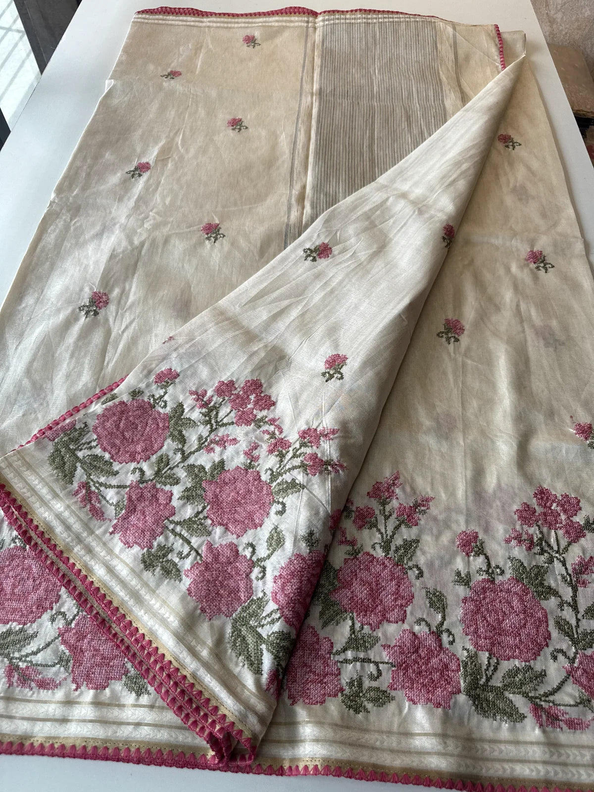 Semi Tussar / TU213