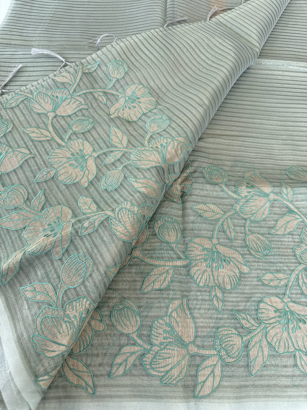 Flora Tissue