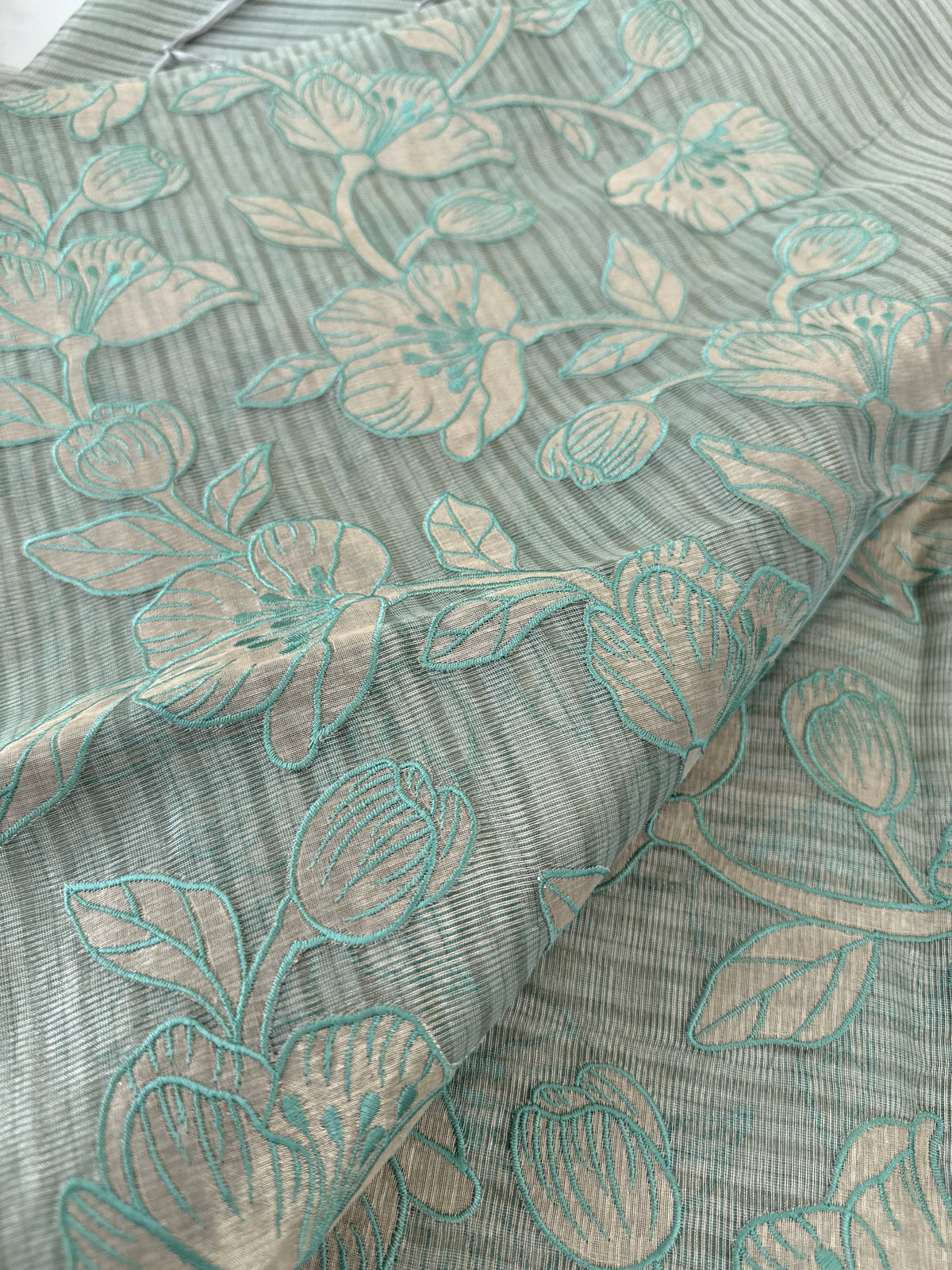 Flora Tissue