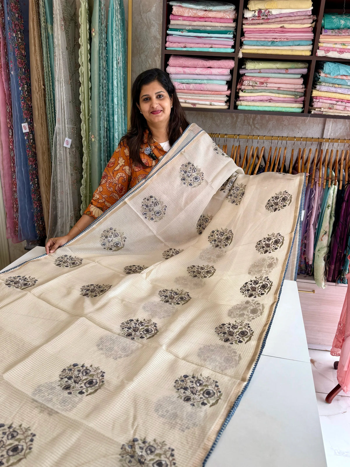 Kotta tissue saree/ SR275