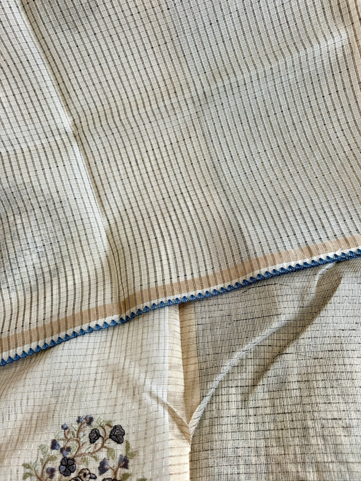 Kotta tissue saree/ SR275