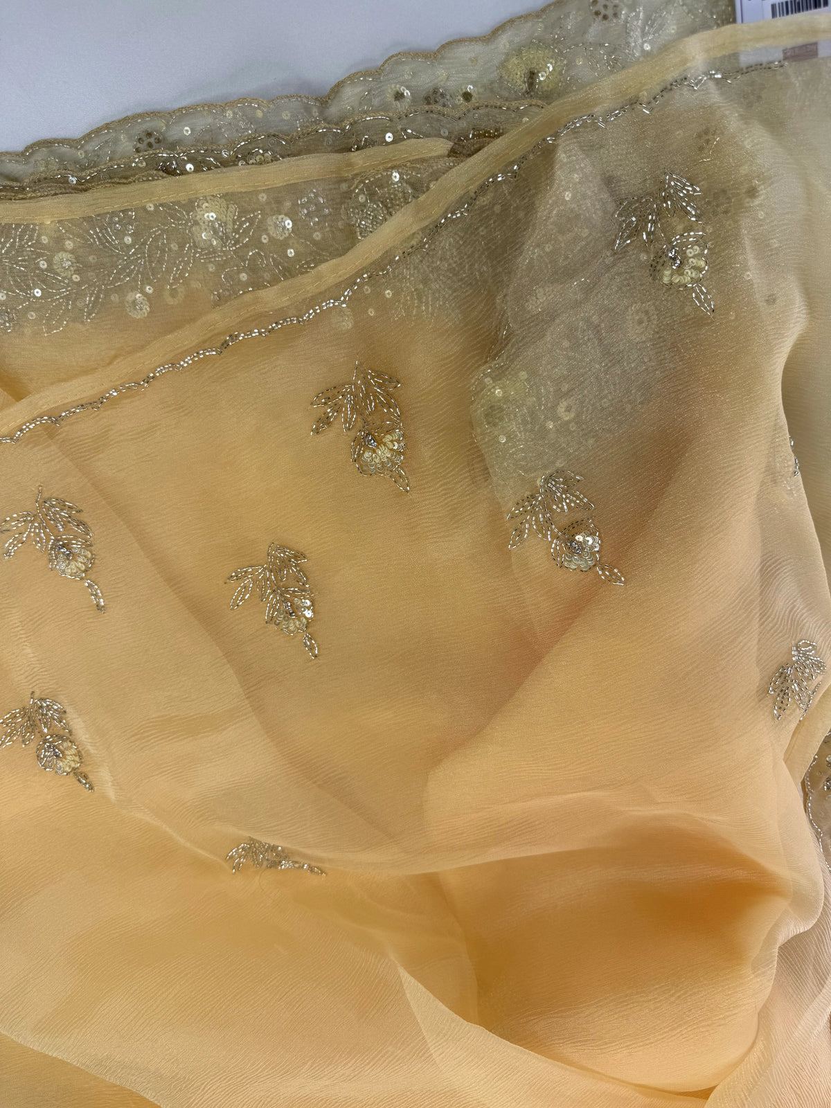 Crushed Tissue / HW129