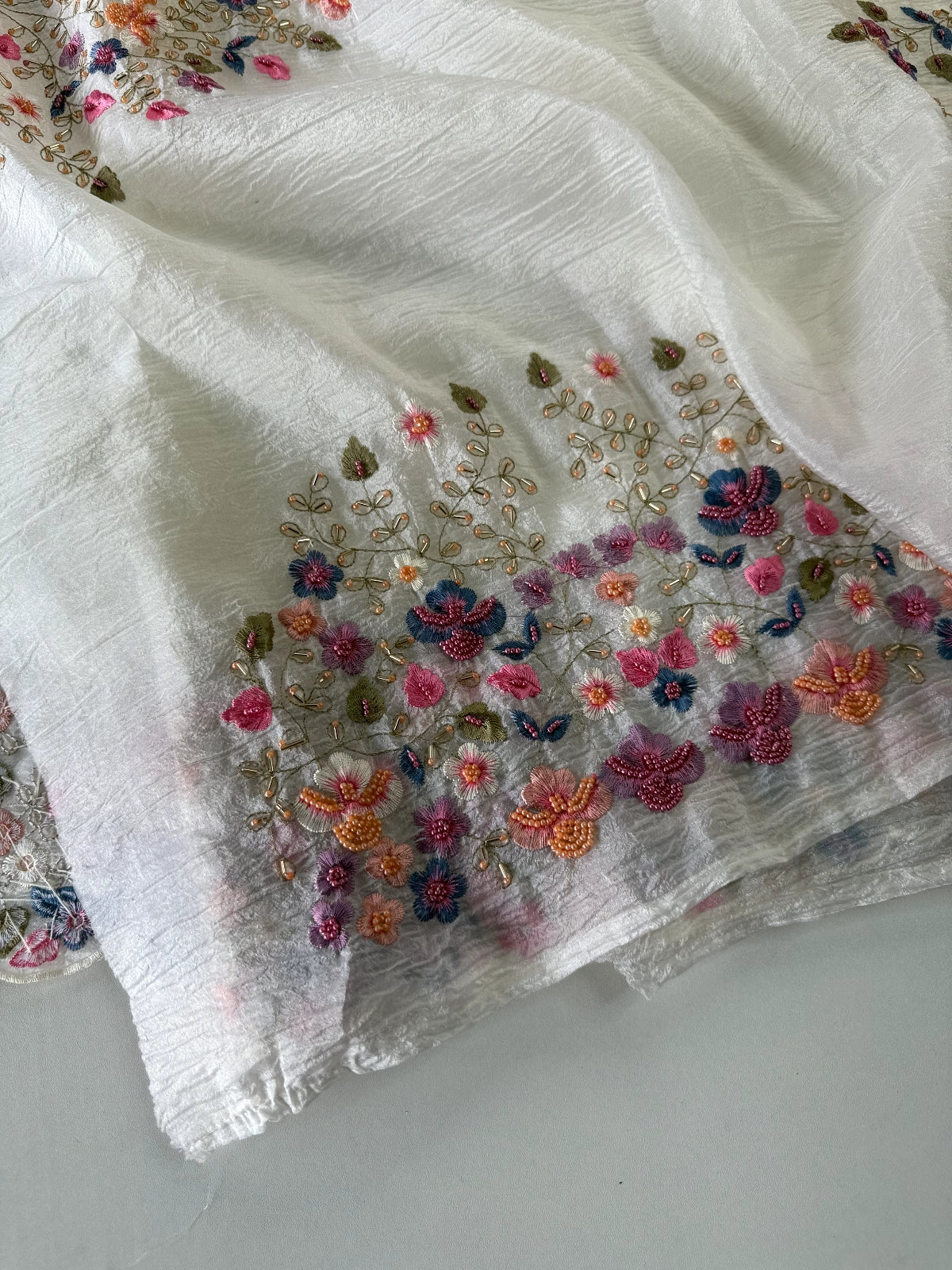 Crushed Crape Saree / 920A