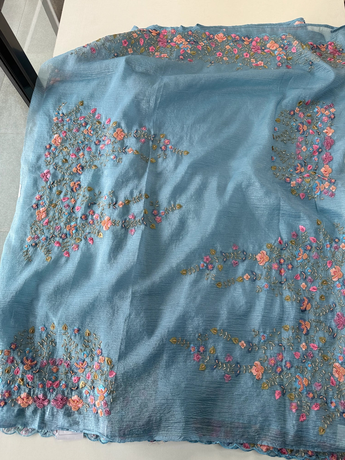 Crushed Crape Saree / 920A