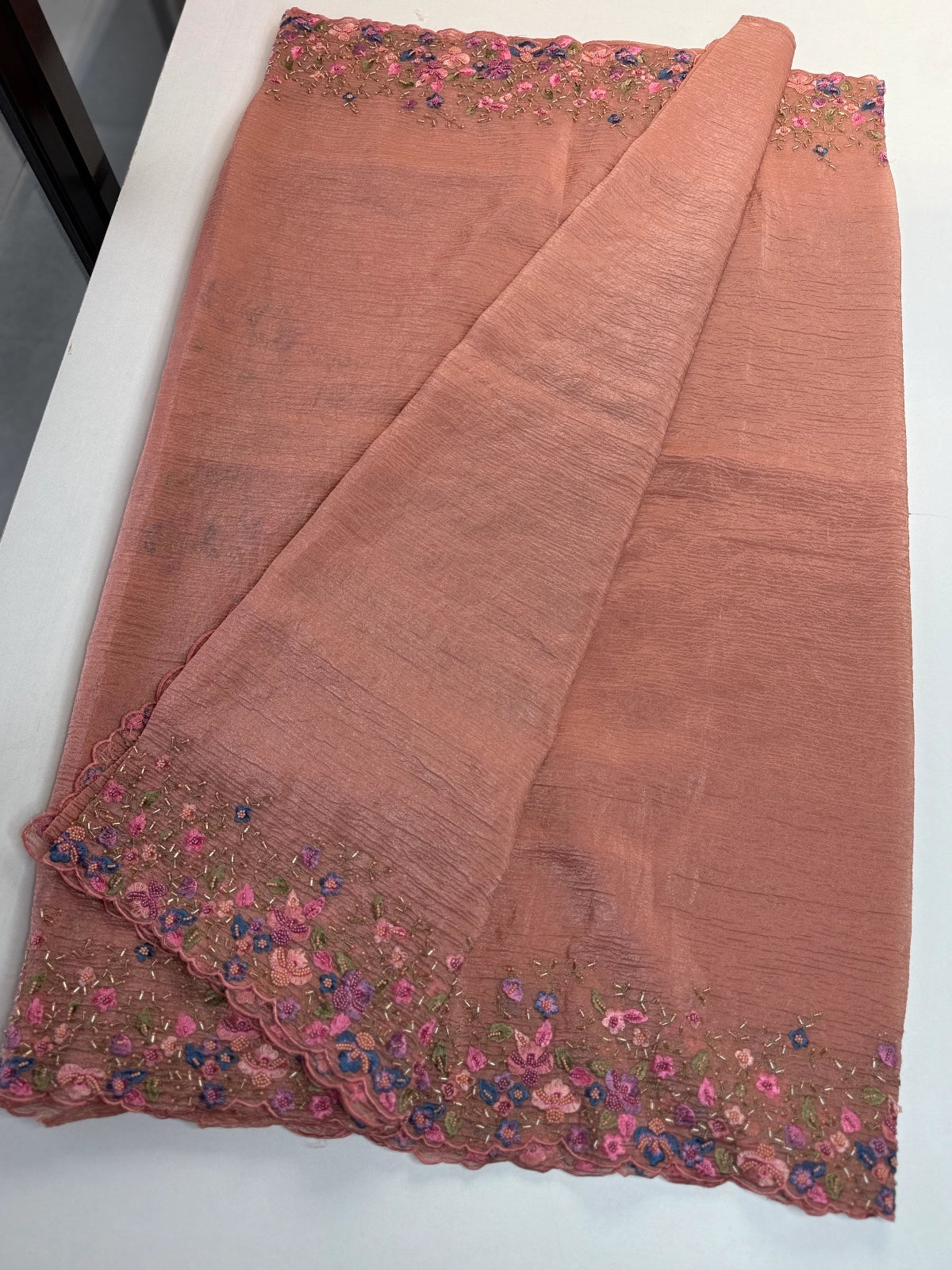 Crushed Crape Saree / 920A