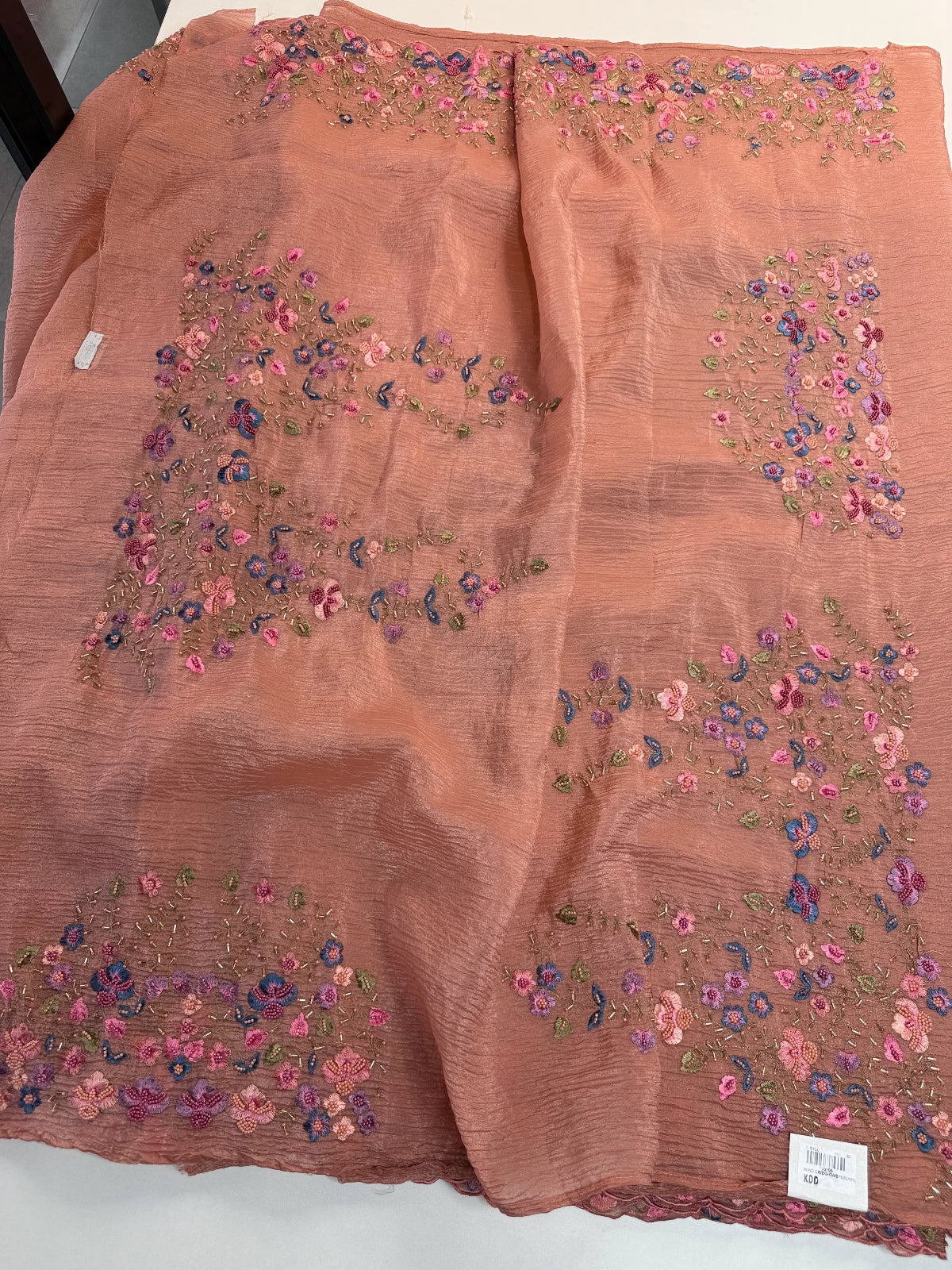 Crushed Crape Saree / 920A