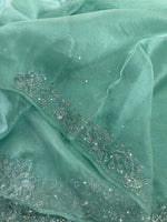 Crushed Tissue / HW129