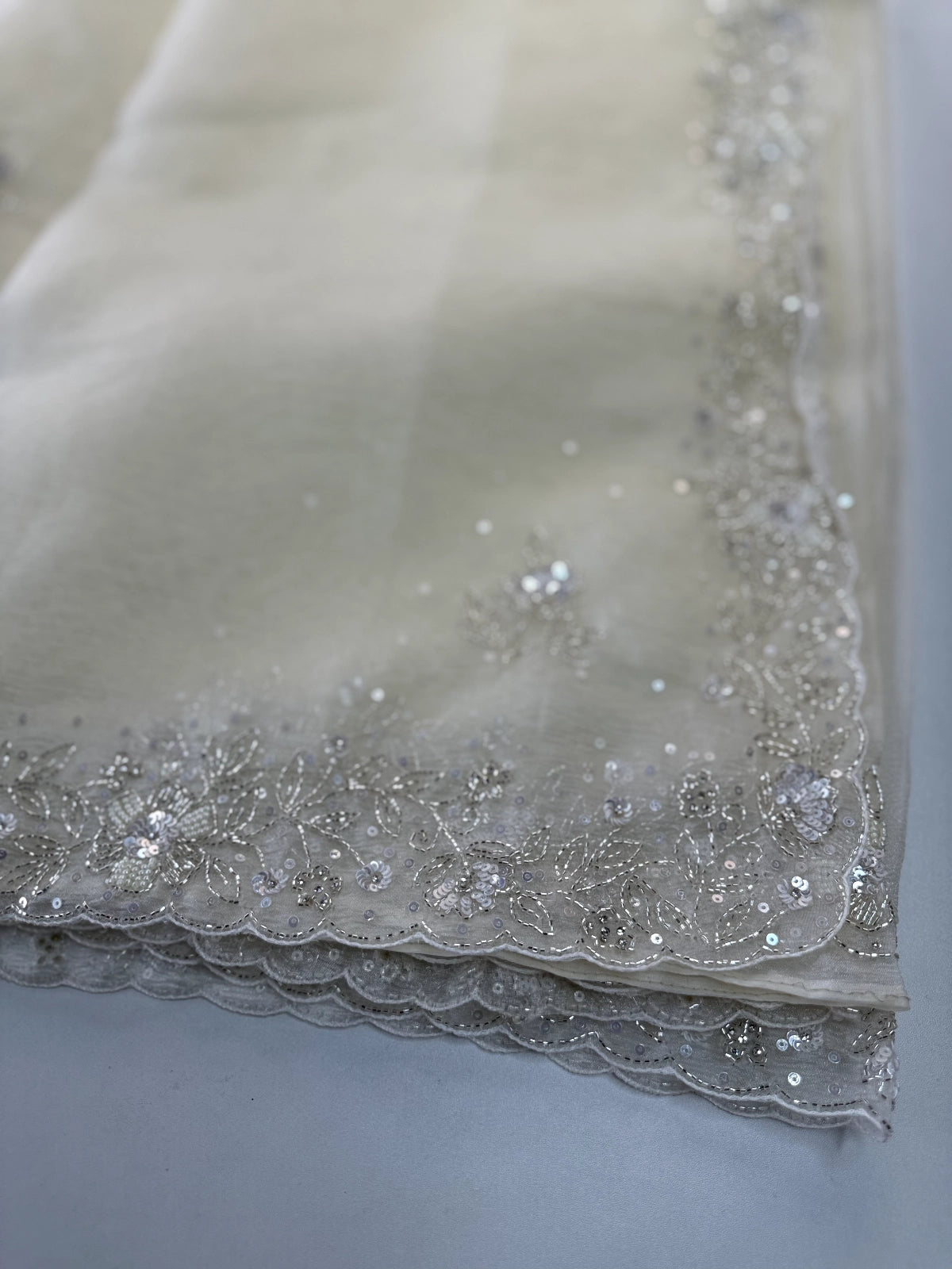 Crushed Tissue / HW129