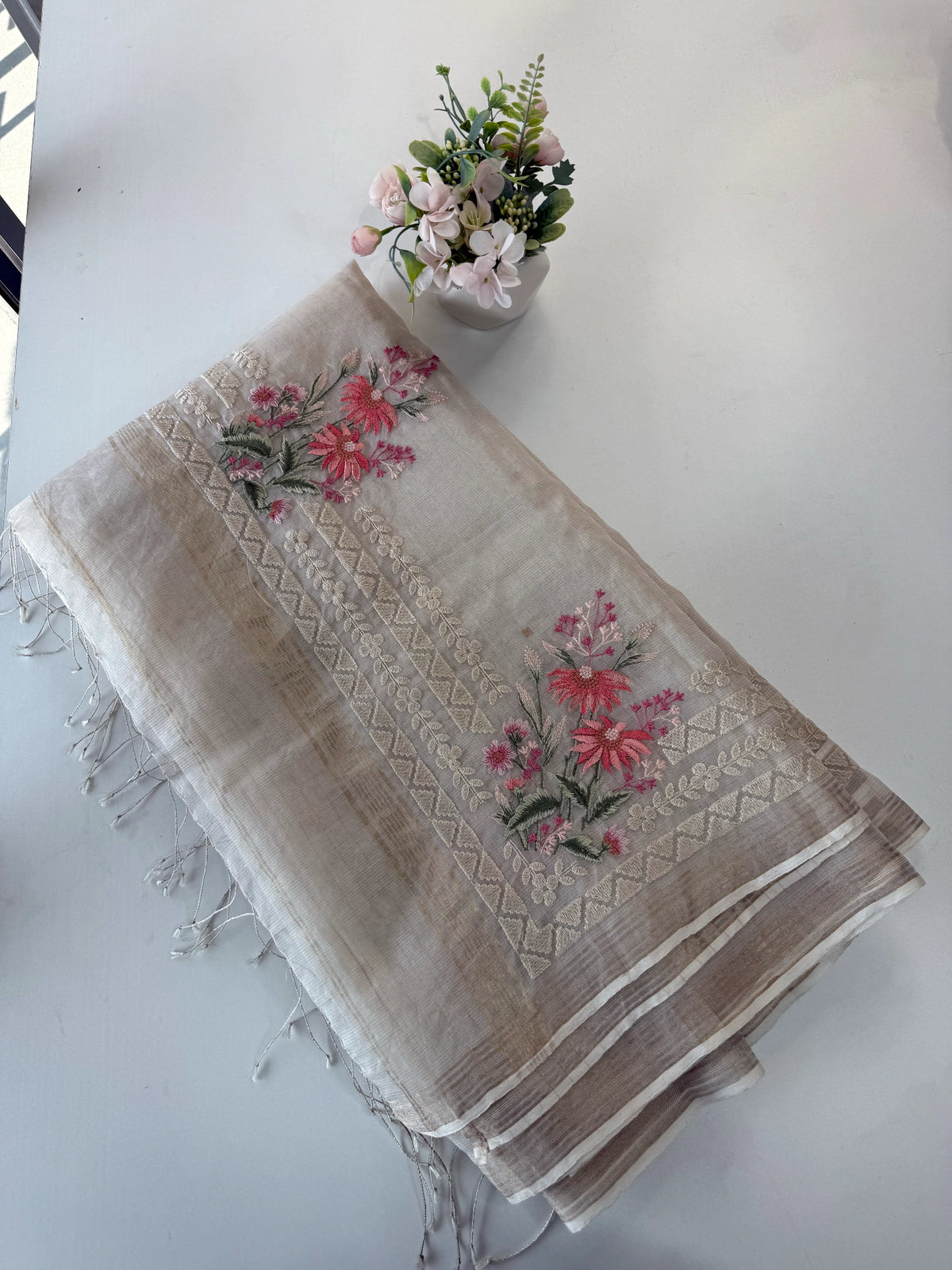 Premium Handloom kora silk Saree/ RE3769