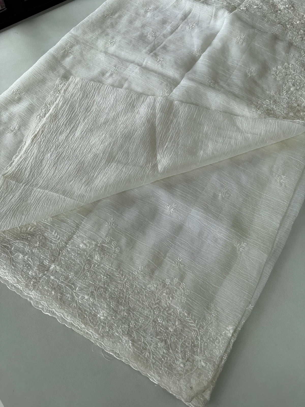 Crushed Crape / CW202