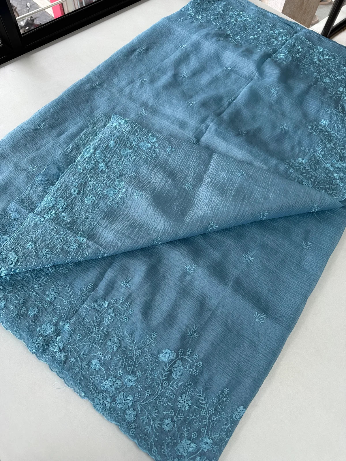 Crushed Crape / CW202