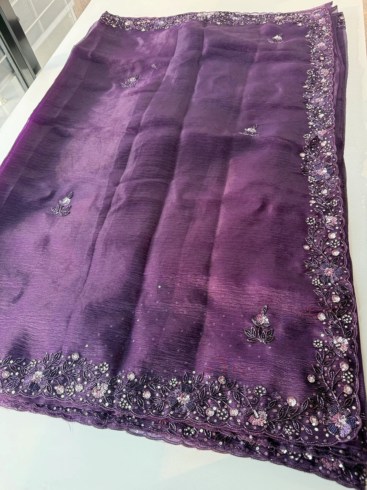 Crushed Tissue / HW129