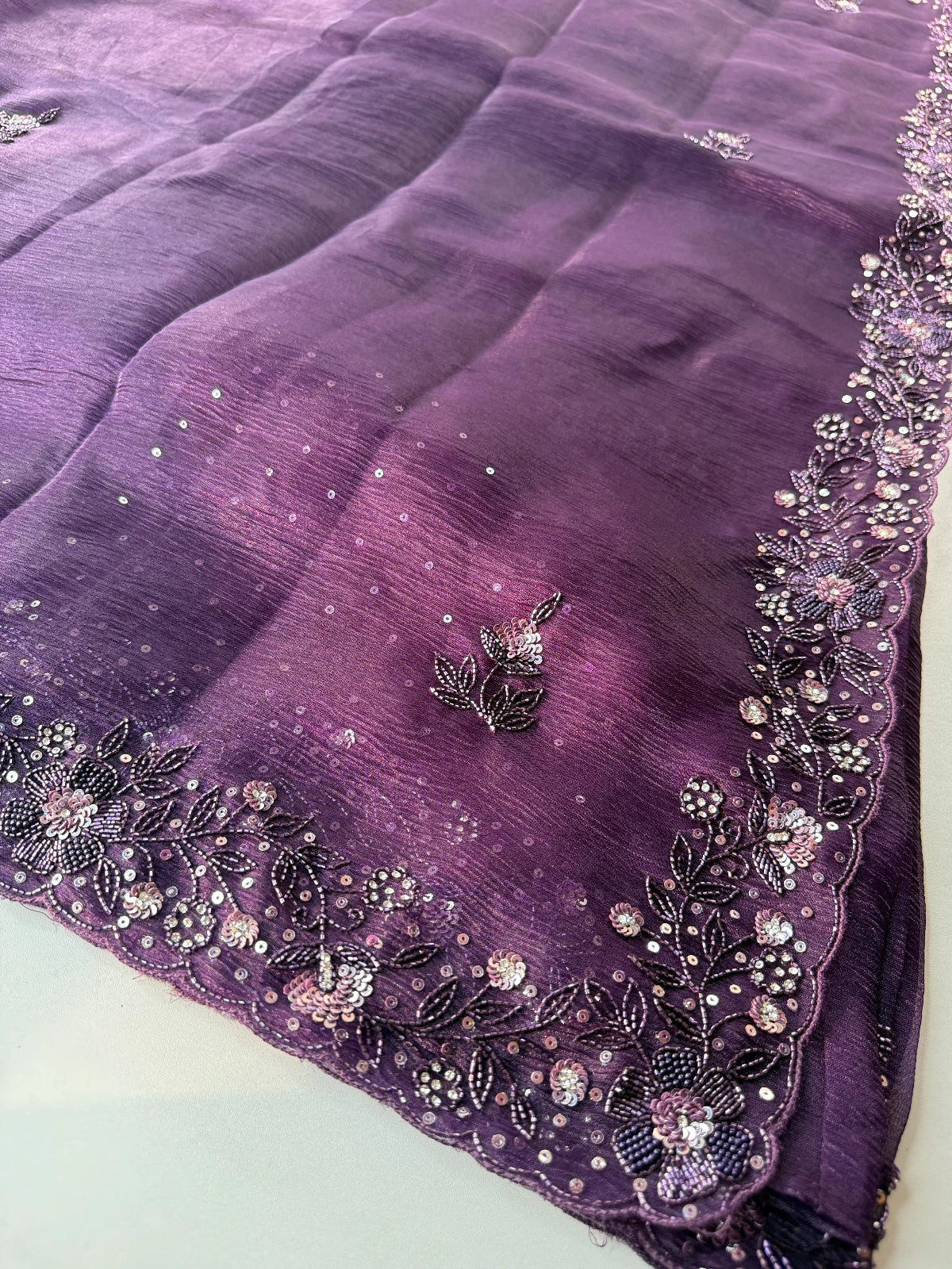 Crushed Tissue / HW129