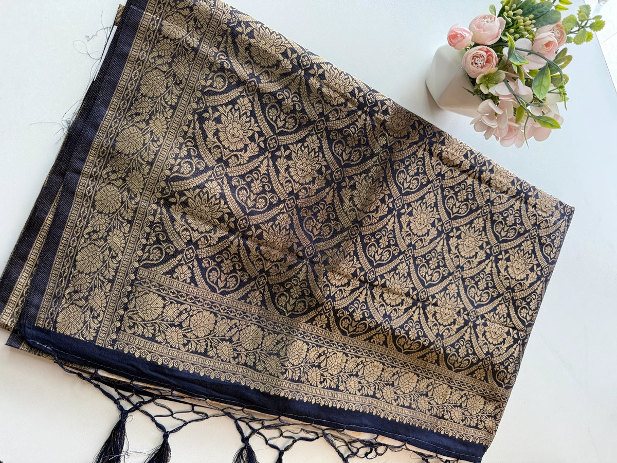 Soft Georgette Banarasi /MT101