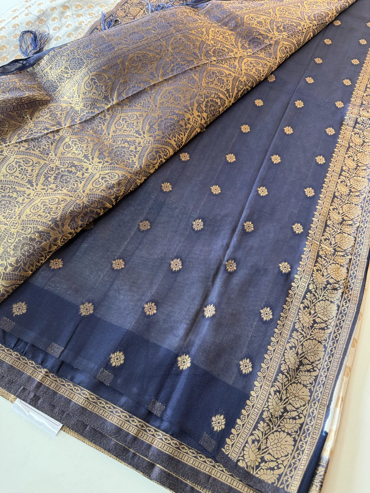Soft Georgette Banarasi /MT101