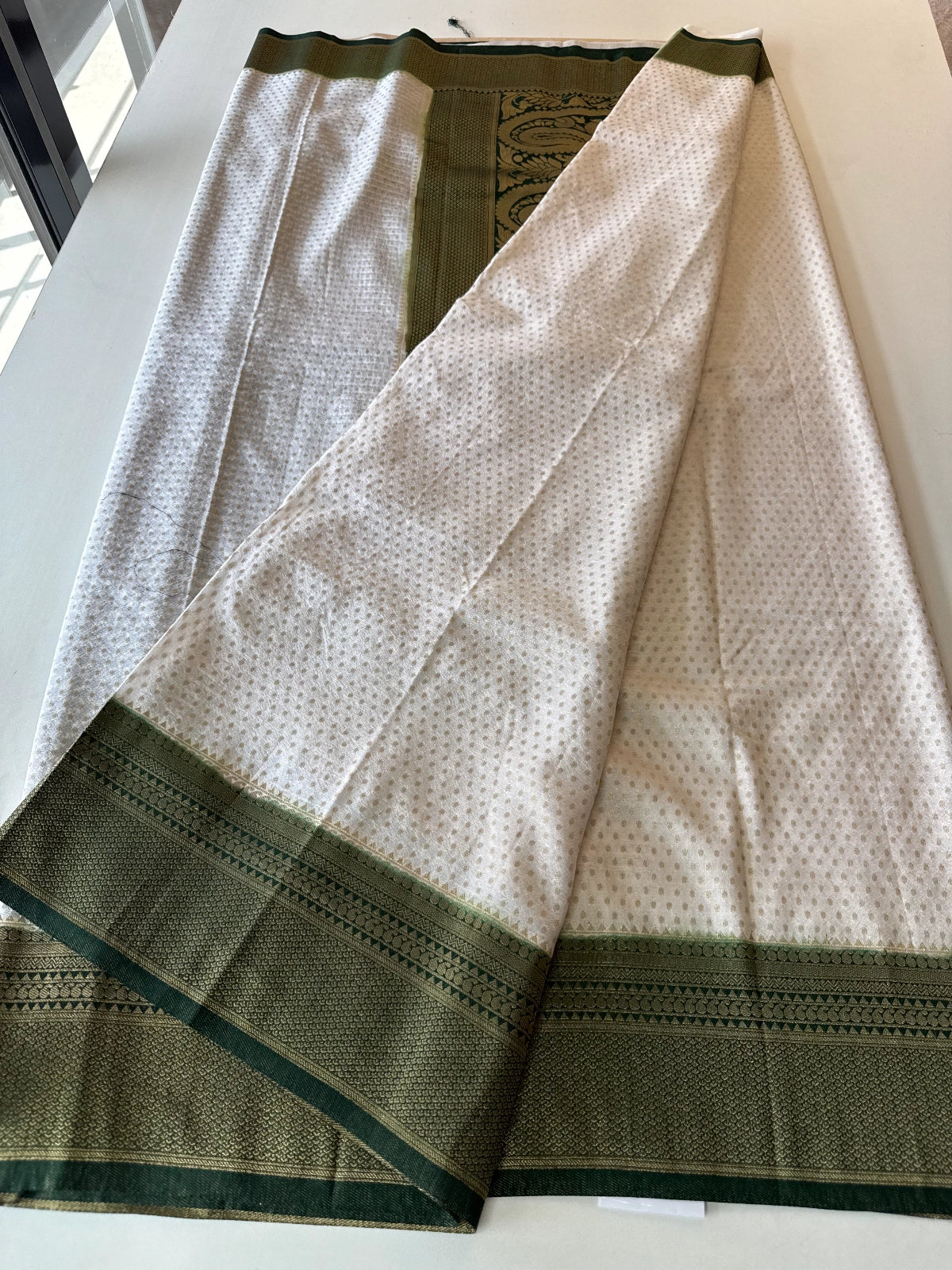 Soft Georgette Banarasi /MT101