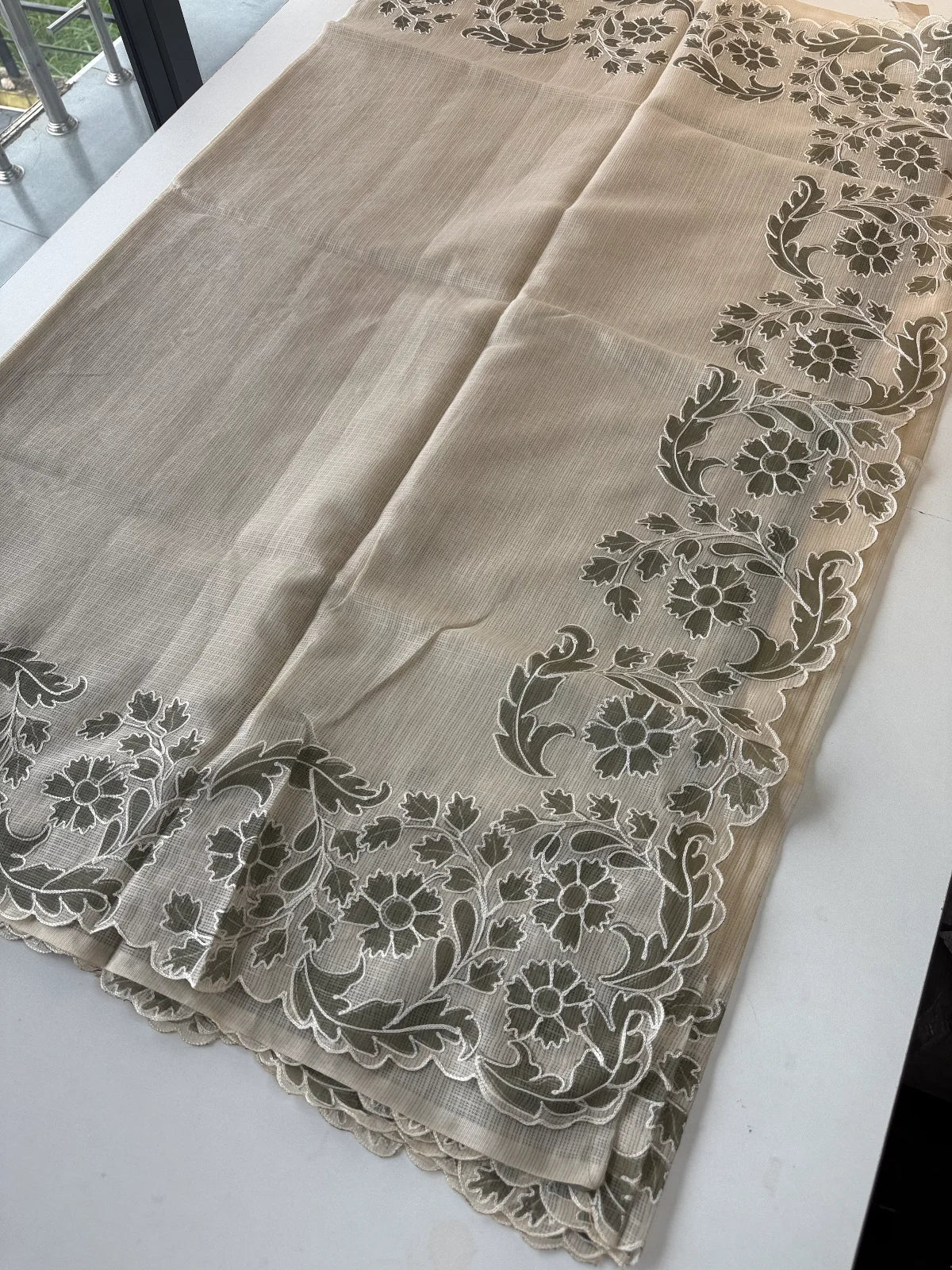Silky Kotta / RH299