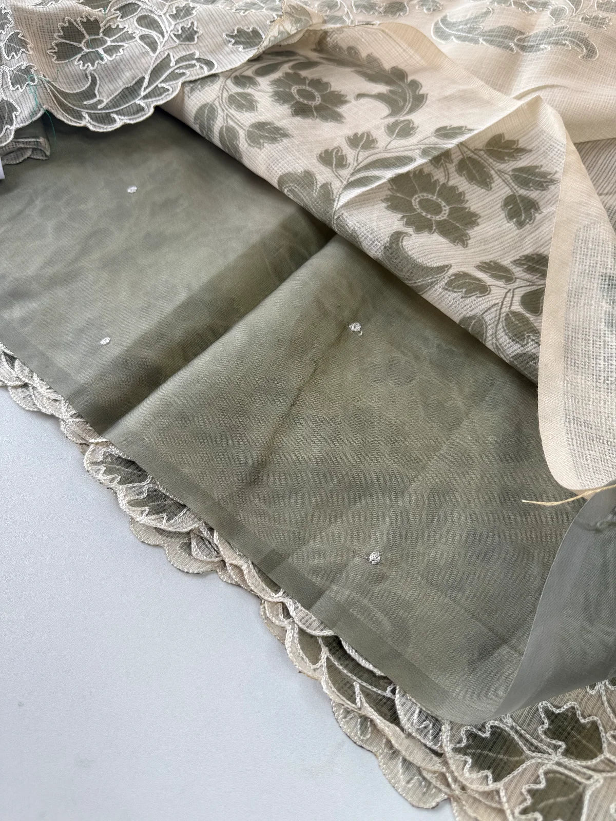 Silky Kotta / RH299