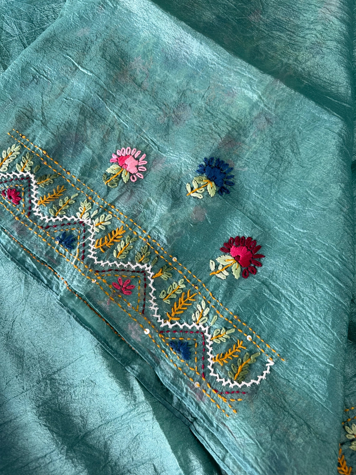 Crushed Crape Saree / KJ14