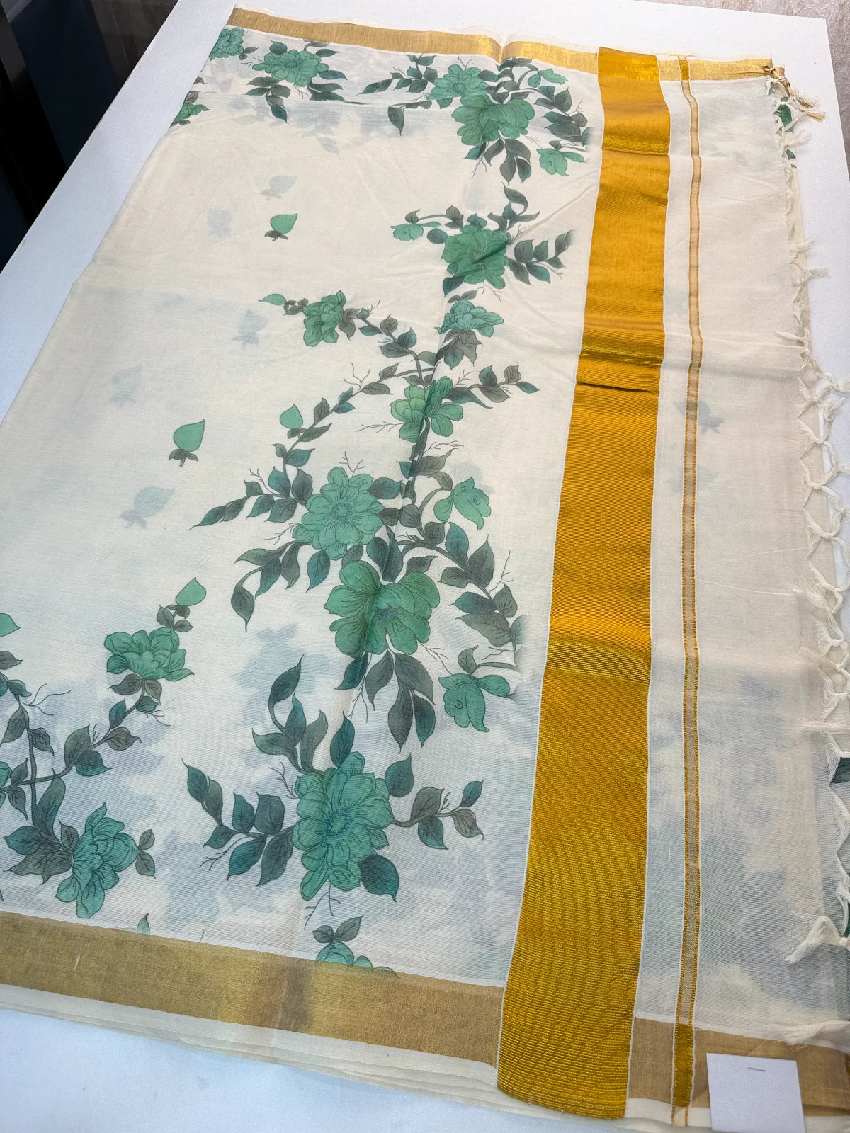 Onam / DG363
