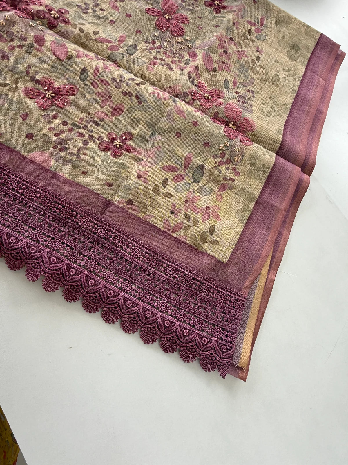 Tissue linen /SR562